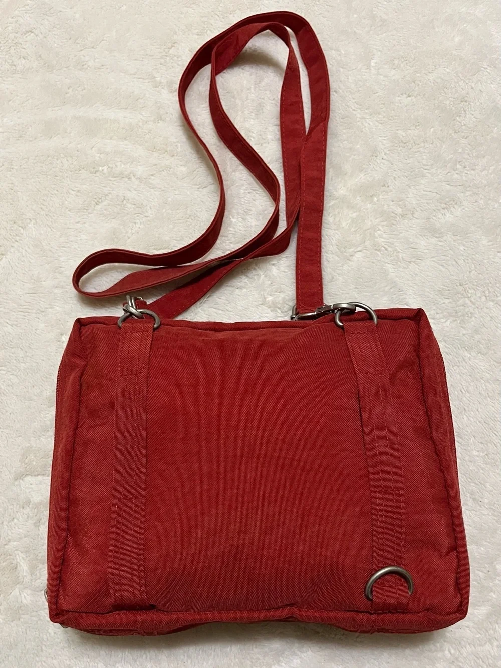 Baggallini Medium Rust Nylon Zipper Crossbody Shoulder Bag Multiple Inside Comp